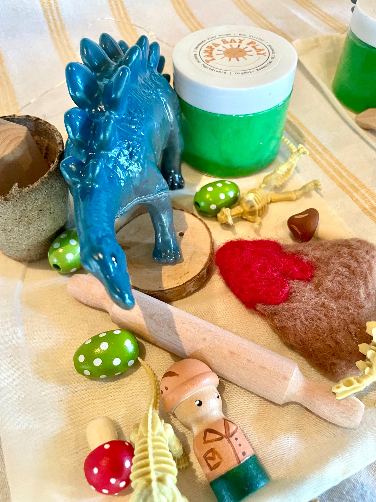 Busy Bag- Dinosaur